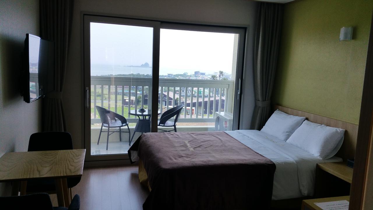 Jeju The Ocean Hill Pension Seogwipo Exteriör bild