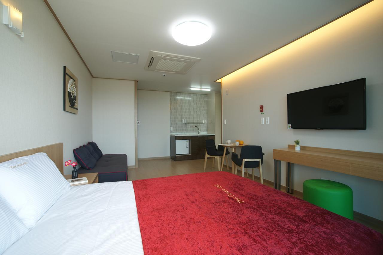 Jeju The Ocean Hill Pension Seogwipo Exteriör bild